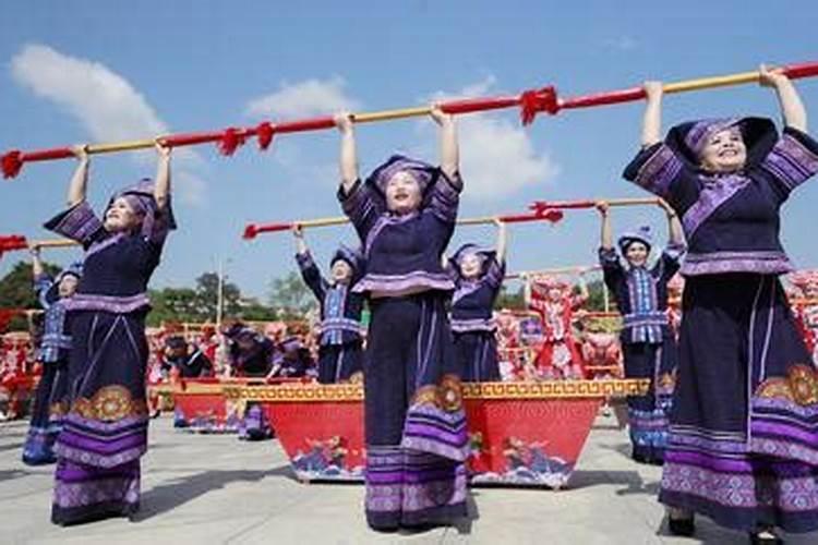 腊月龙女是什么命,属龙腊月出生的女人