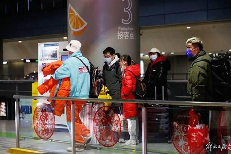 在无量剑派进入湖底的密道在哪里
