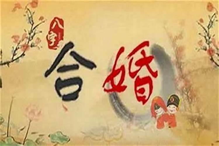 梦见水里有很多红色的鱼
