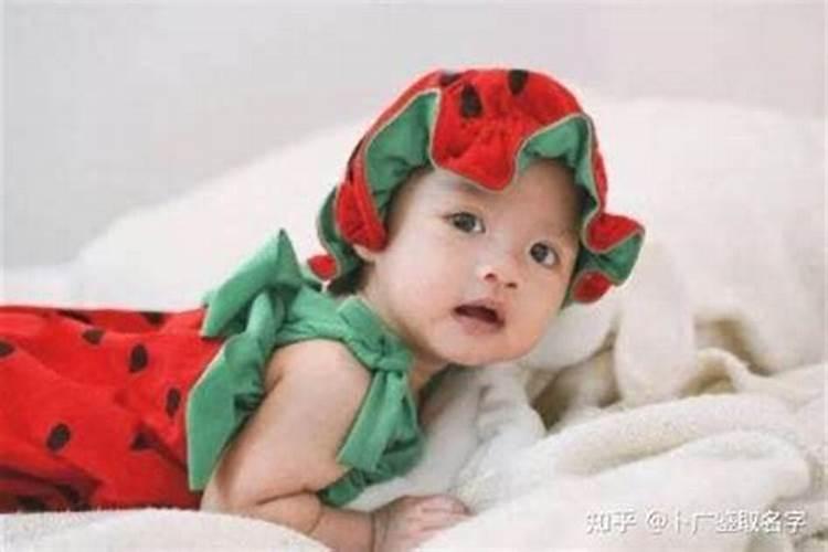 梦见和仇人在一起说话是什么意思