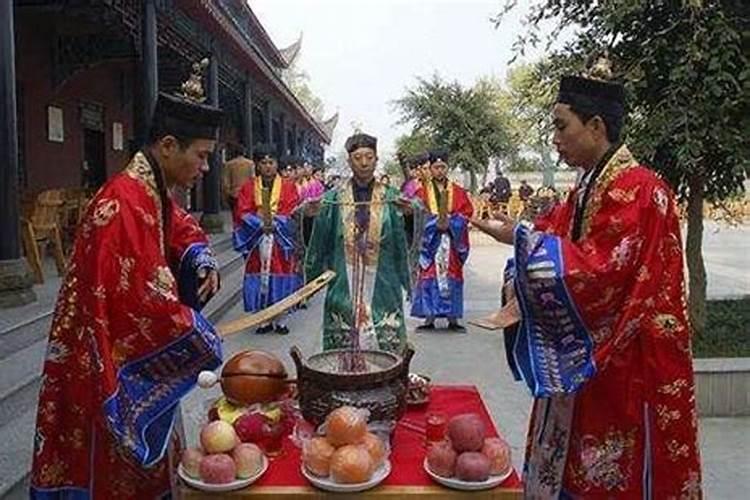 戊辰日柱女命运好不好戊辰日柱女命配偶分析？