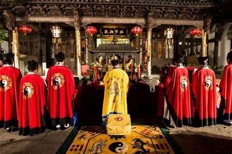 做法寺有好处吗,妈妈去世十周年,想给双亲做法事,使她们不在受病疼...