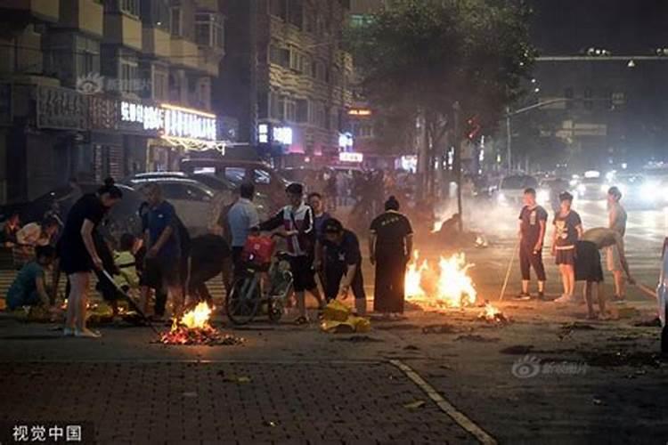 你知道中国各地中元节的习俗吗？