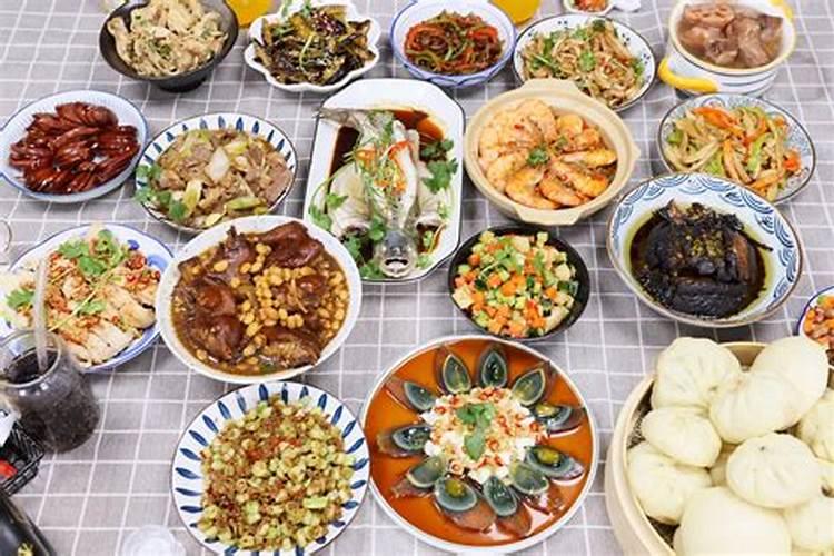 七月十五早上吃什么