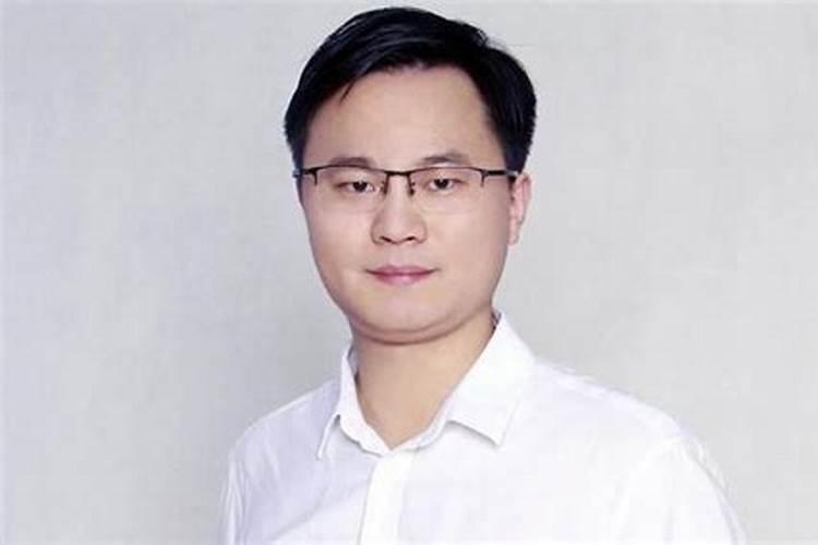 夫妻大运相反