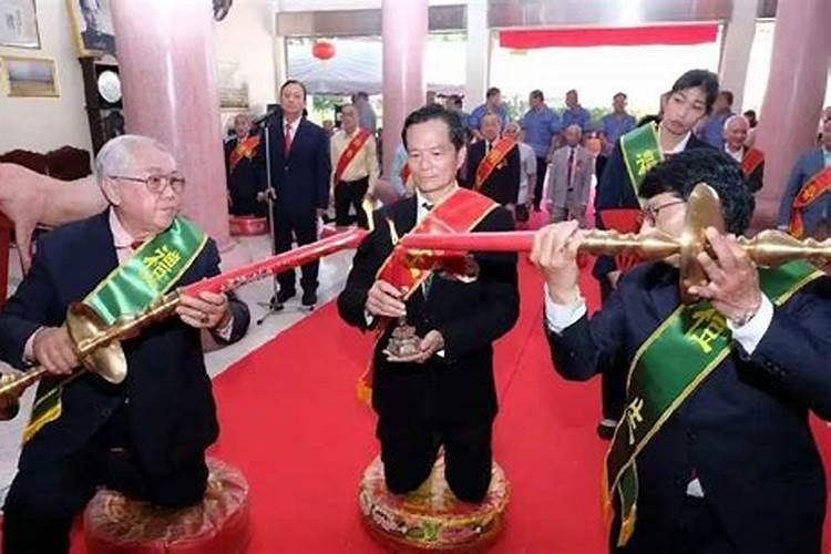 彝族的“鬼节”为何又被称之为“摸奶节”？最让男人心动的节日百度知 ...