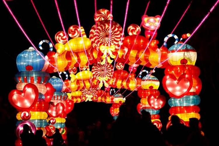 过年必去旅游景点——四川的自贡灯会,这里都有什么好玩的？