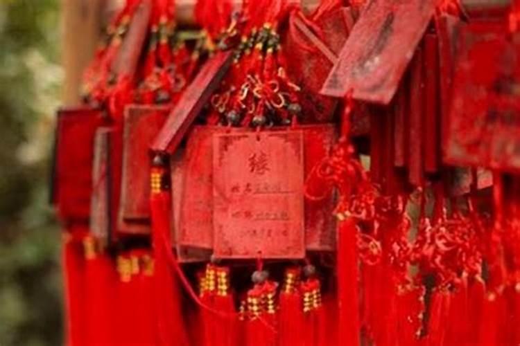 八字婚姻口诀50条 八字看男女婚姻口诀？
