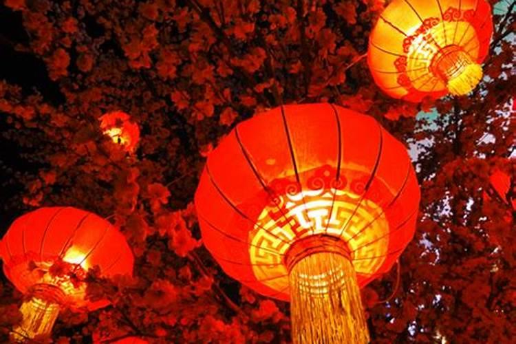 除夕之际不想返回家里,可以前往什么地方