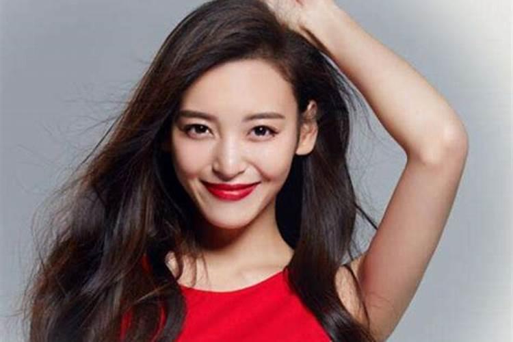 女人戴什么手串招财又招桃花