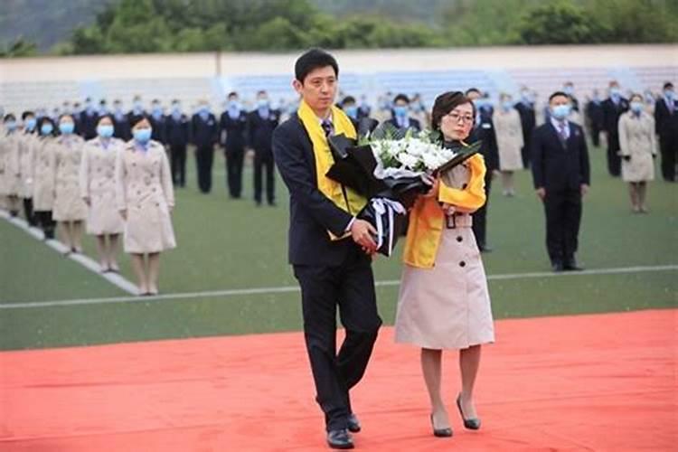 2009 阴历三月十五 出生女孩属牛生肖什么命