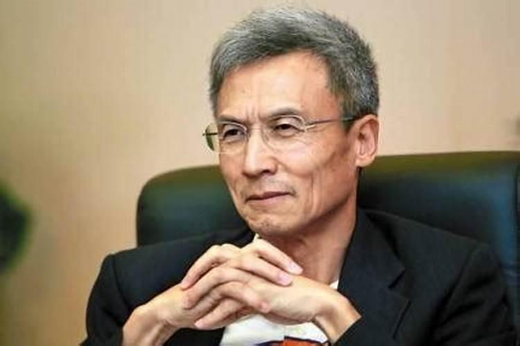 《中国合伙人》里三个男主角分别代表什么？
