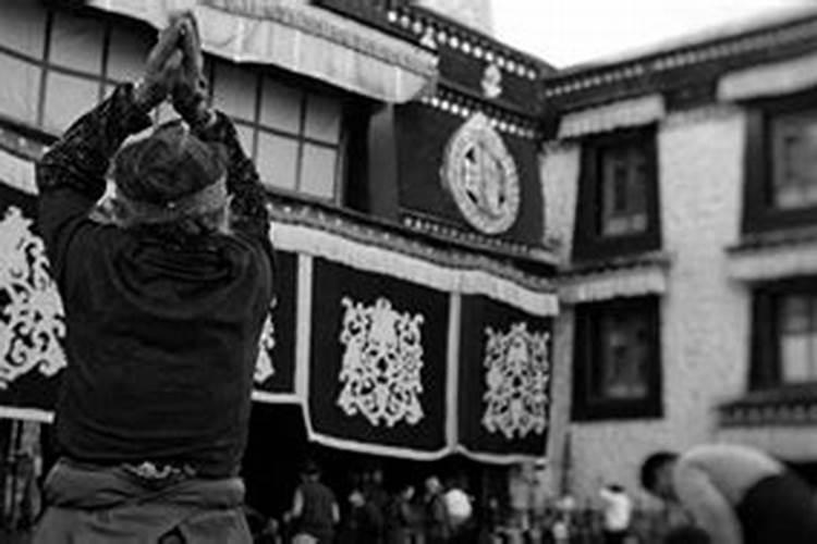 梦到叔叔去世什么预兆