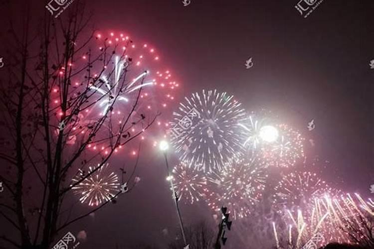 2025带红绳的属相