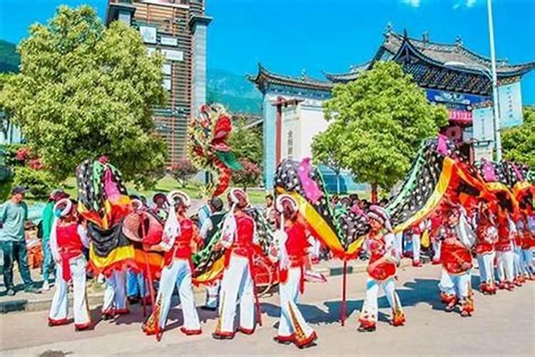 大理三月街的风俗习惯