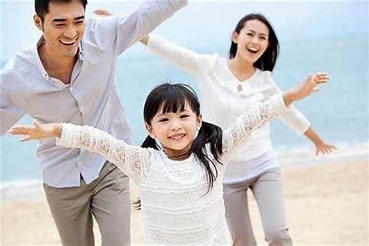 怎么看父母和孩子八字合不合,怎么查俩人八字合不合