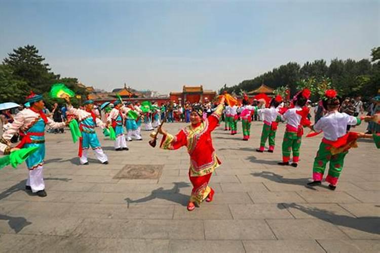 东北春节的习俗