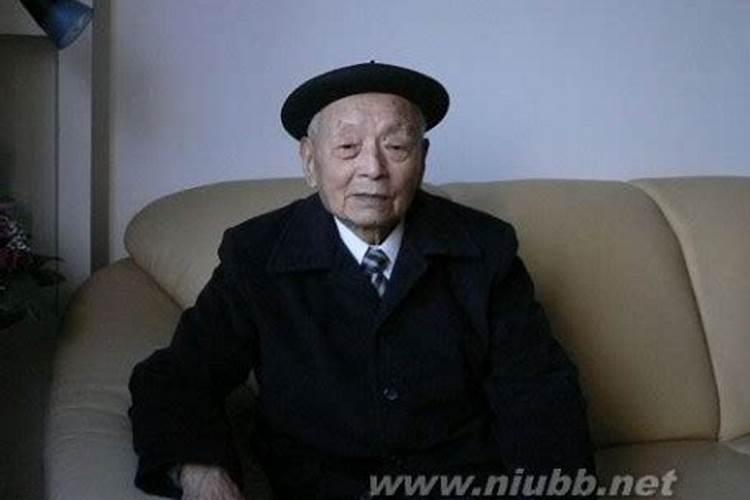 女人梦见去世很久的外公,女人梦见和死去人说话好不好