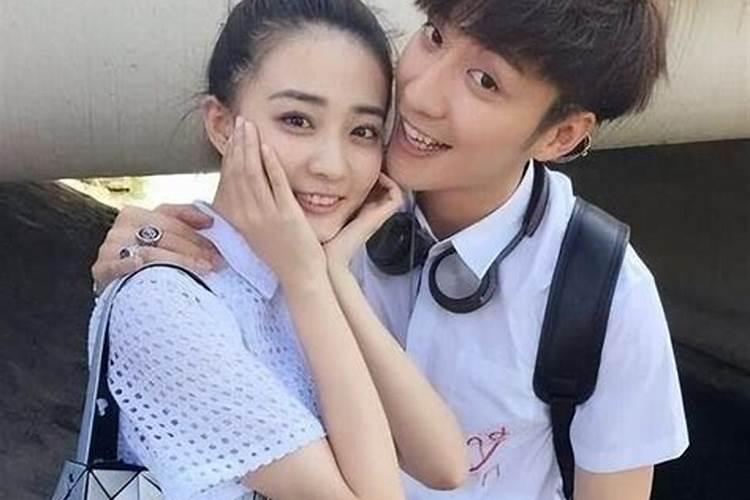 乔巴独自给乔任梁扫墓,抖音官方的举动太暖心了