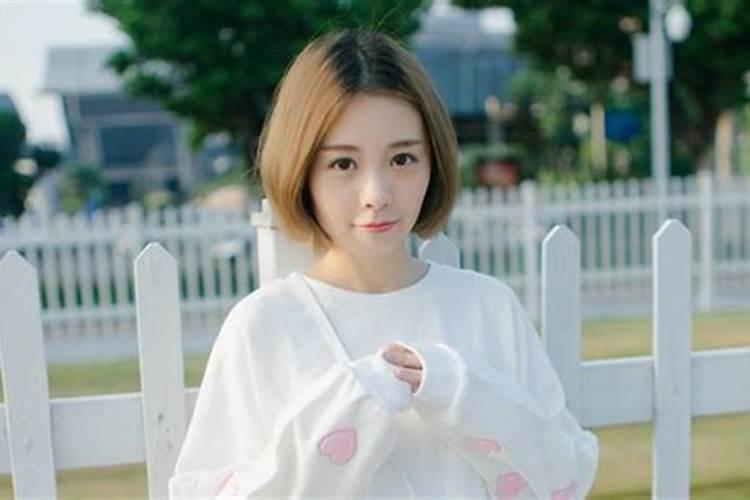 属龙女人的佩戴什么好