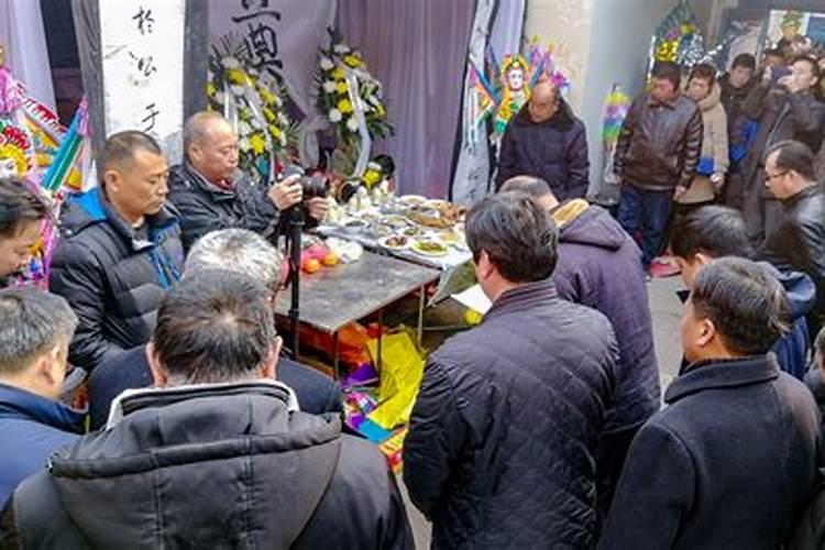 老人去世后合葬规矩