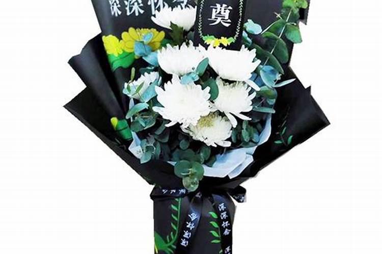 清明节上坟一个坟一束花还是一人一束花