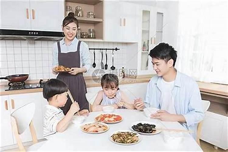 属龙2025年犯太岁吗