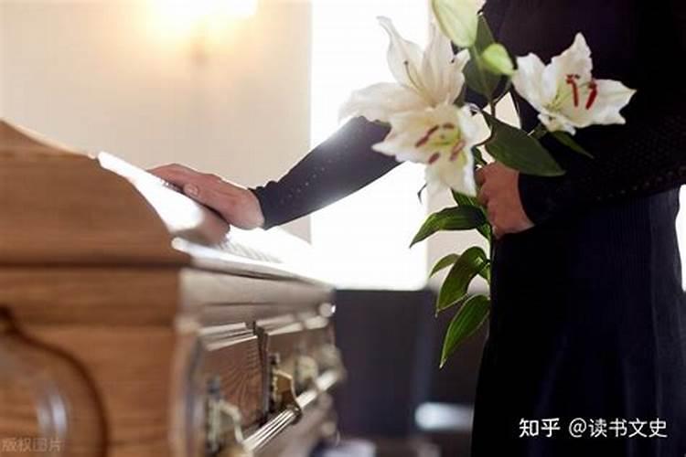 梦见已故的外公复活的预兆