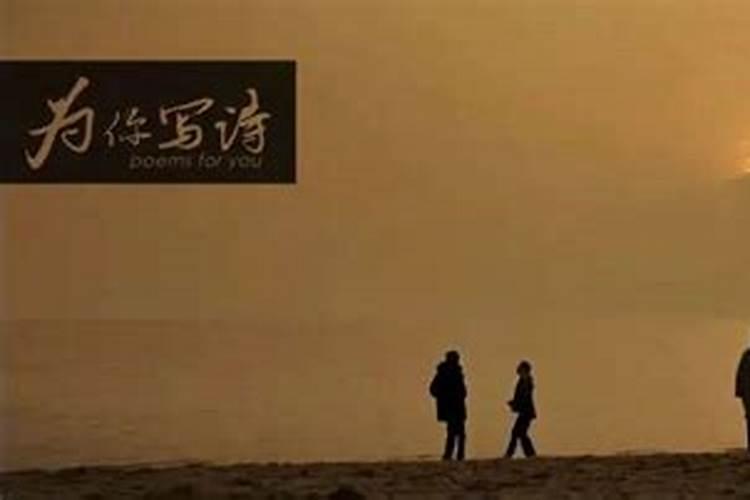 晚上看到黄鼠狼从面前跑过
