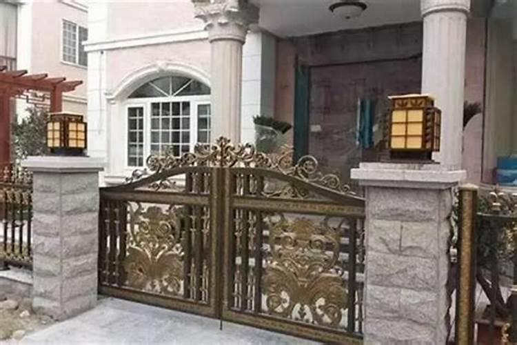 从风水角度看大门及房间门应开左边还是右边？