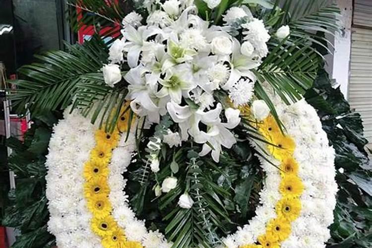 梦见给死去的人办丧事的场面