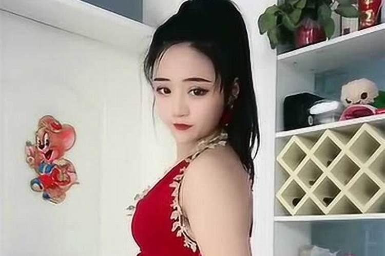 梦见女人乳房什么意思是什么