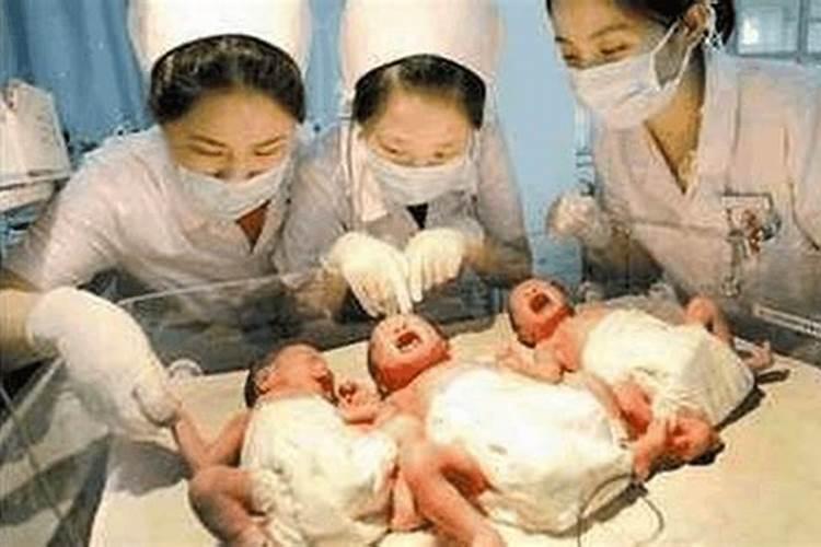 梦到怀了前男友的孩子是什么意思