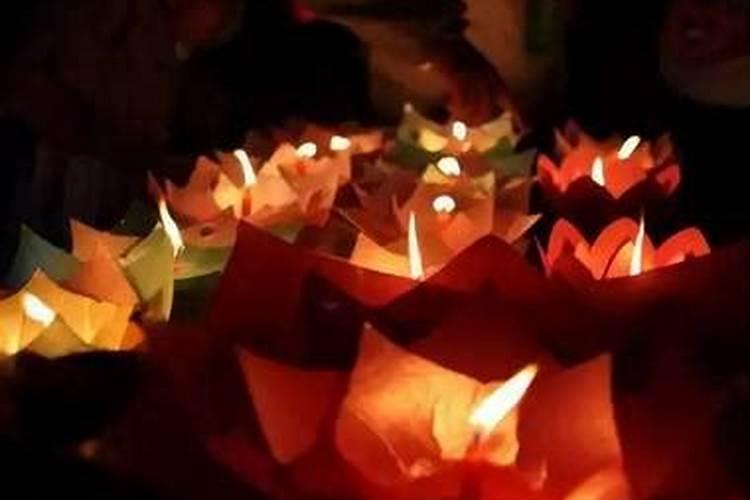 七月十五给死人烧纸是怎麽回事