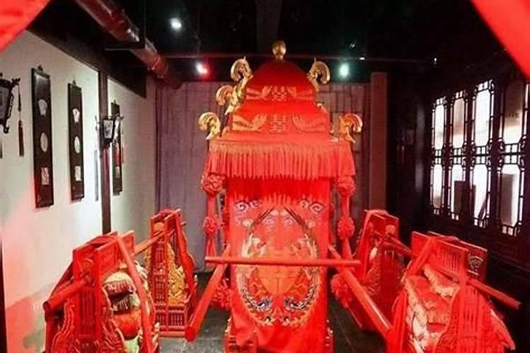 搬家的黄道吉日中既有宜移徙又有忌入宅什么意思