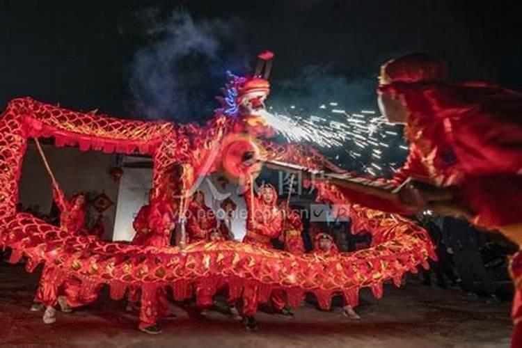 天庭那么多宫女童子,他们都是飞升上去的么？