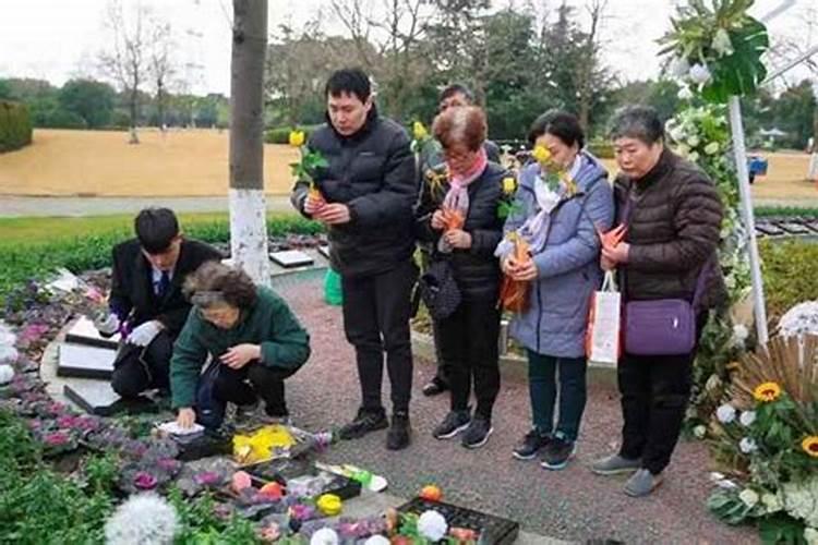 梦见陌生人闯入家中