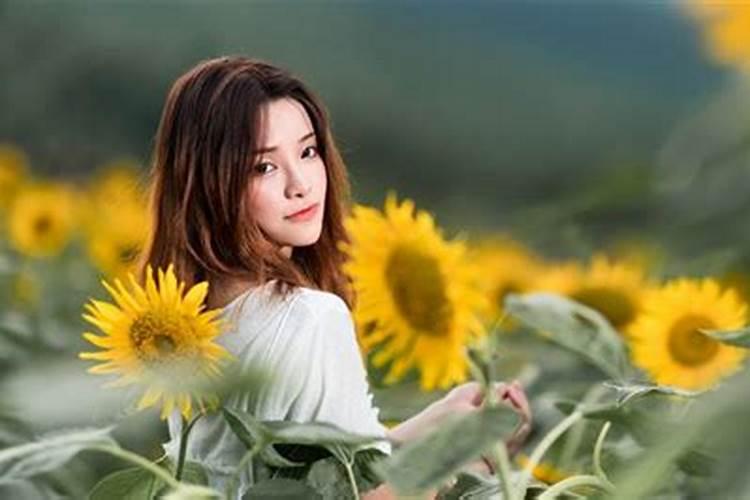 36岁蛇女2025每月运势