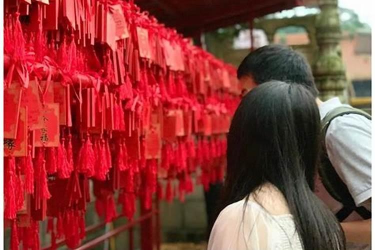 容易有情人的男人是什么八字 看看八字分析谁会不幸遭遇离婚