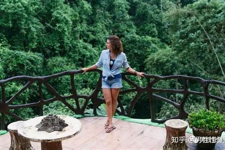 宝宝胎毛辟邪还是真的有好运？