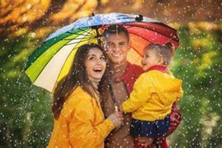 梦见下雨是什么征兆 男性