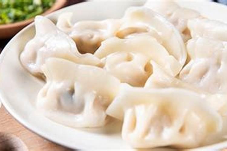 梦见吃饺子是什么征兆