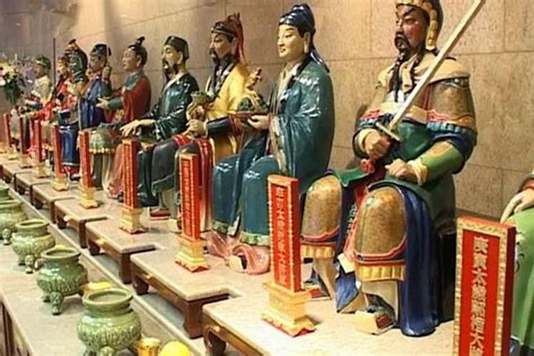 如何解释“不能在太岁头上动土”中的太岁？动土会怎样？