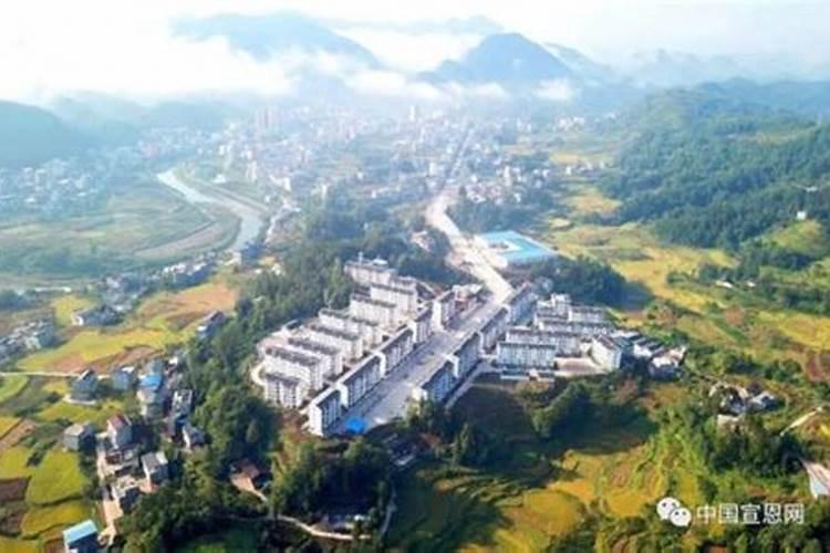 湖北省宣恩县沙道沟镇距离湖北省来风县有多少公里
