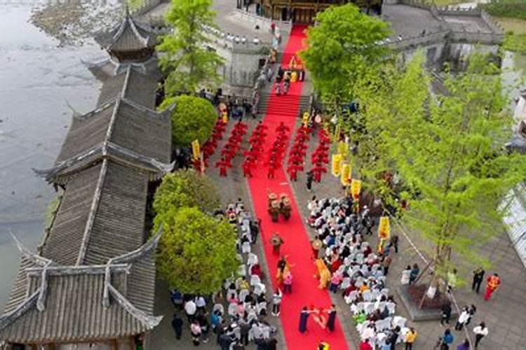 四川民风民俗有哪些？