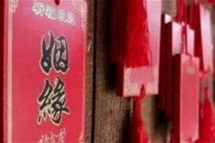 赛龙舟的由来