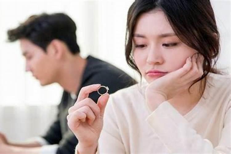 我老公外遇,小三不吵不闹,很聪明,我该怎么办