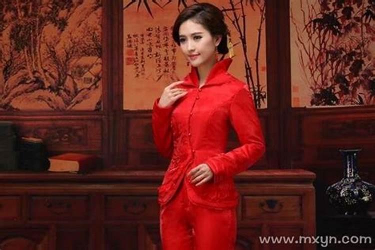 女人梦见红衣的七大预兆