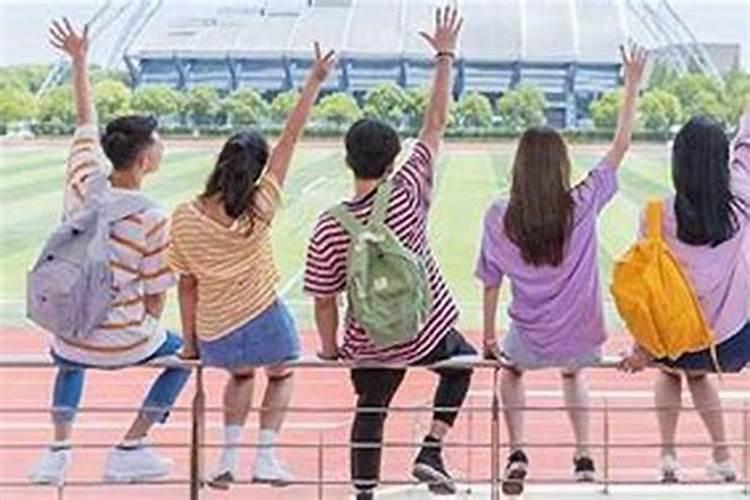 为什么现在做梦老梦到以前学校生活？