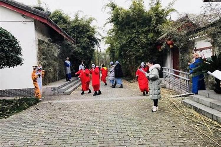 七三年属牛的是什么命